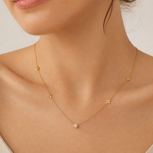 Minimalist Clover Zircon Necklace