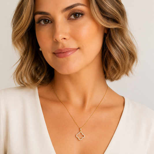 Clover Zircon Pendant Necklace
