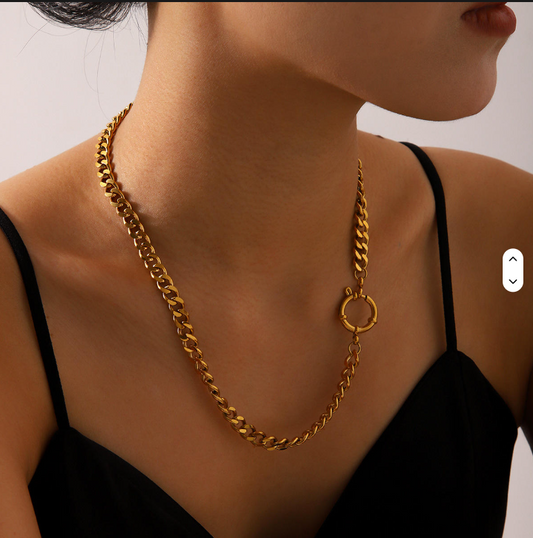 Cuban Link Toggle Necklace