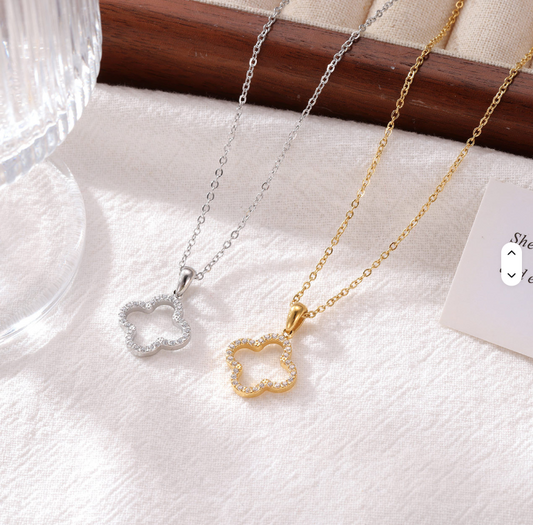 Clover Zircon Pendant Necklace