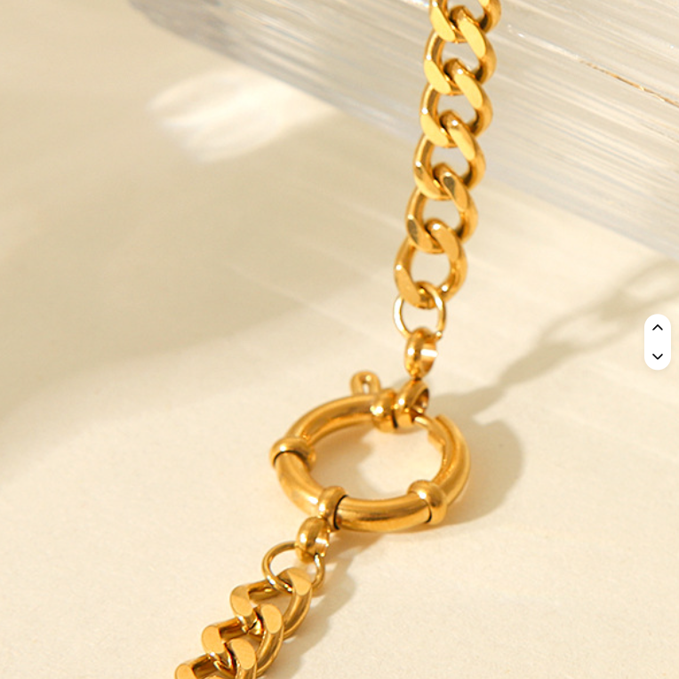 Cuban Link Toggle Necklace